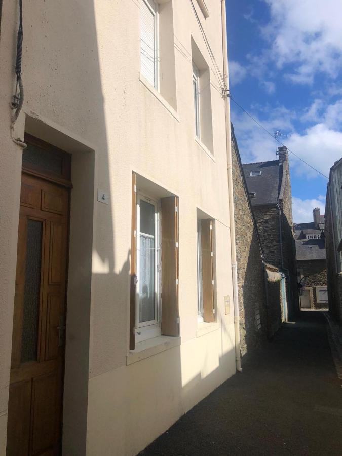 Appartement Rue Nationale - Port De La Houle Cancale Luaran gambar