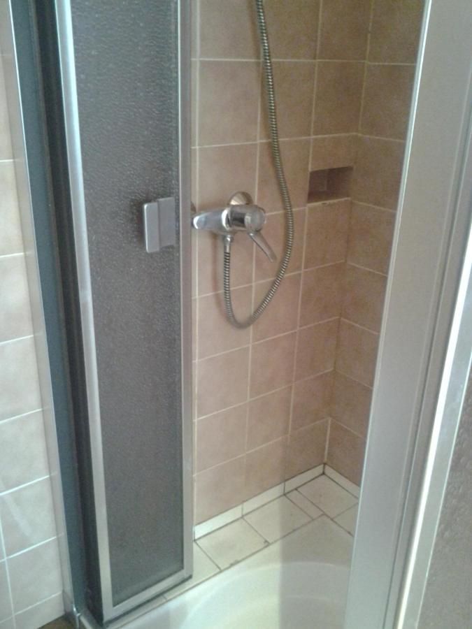 Appartement Rue Nationale - Port De La Houle Cancale Luaran gambar